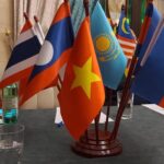 photo 5377573417562869389 y