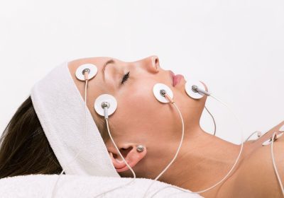 woman at the beautician.